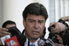 Efra�n Alegre.