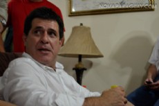 Horacio Cartes jug� sus cartas