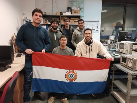 Becarios de Becal se destacan en España con investigación en campo electromagnético