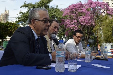 Domingo Laíno presentó su libro “Estudio sobre las causas de la derrota liberal”