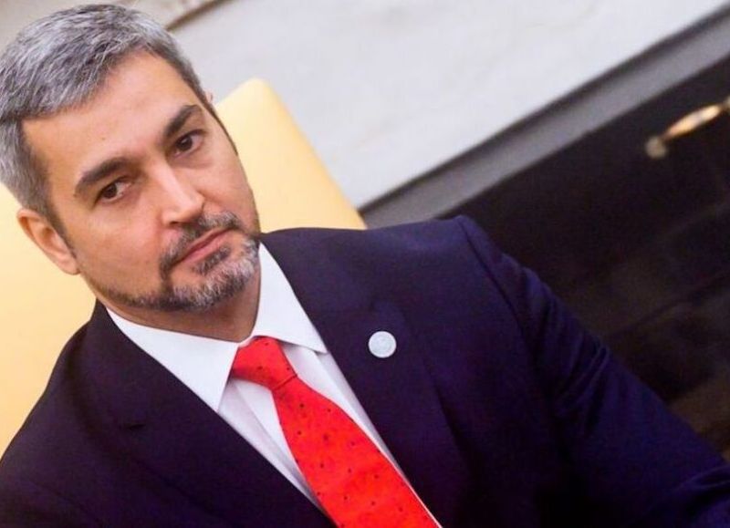 Zulma habla a jóvenes y arremete contra Abdo en último discurso