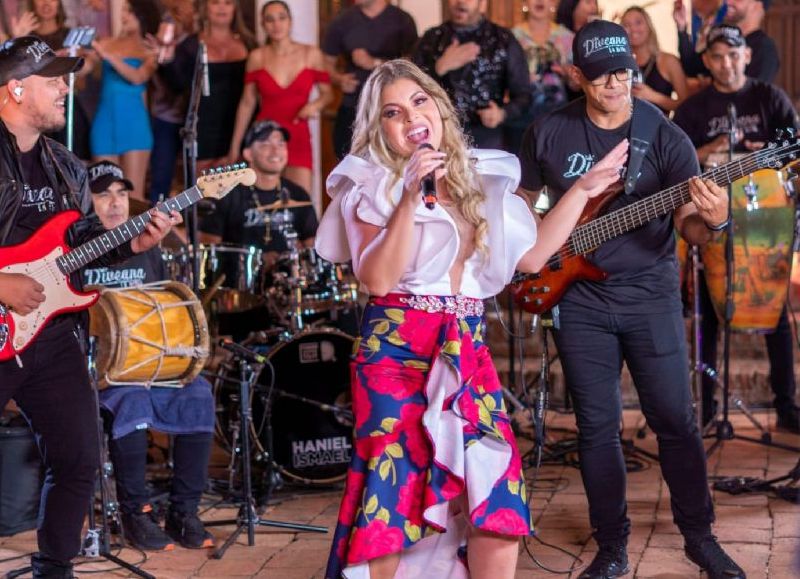 "My Play List", lo nuevo de la cantante venezolana Diveana "La Reina"