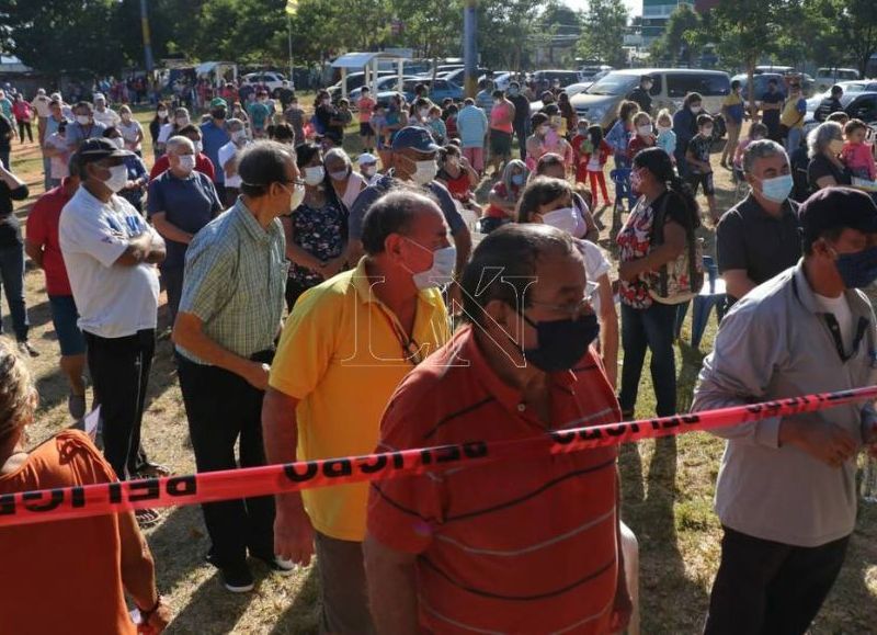 Vacunación: entre el desorden y la falta de planificación