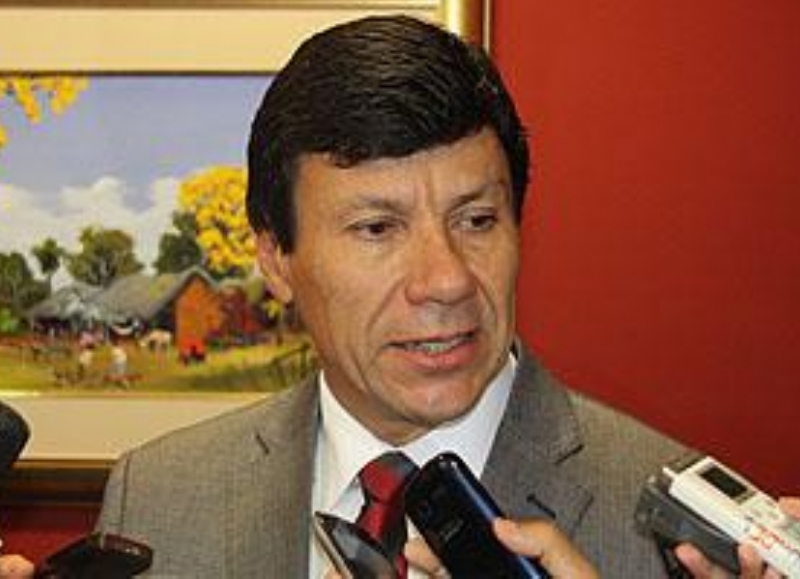 Podrían regular la activación de líneas de telefonía celular