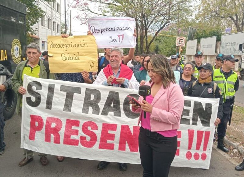 VIDEO | Funcionarios penitenciarios desafían al Ministerio de Justicia y exigen mejoras salariales