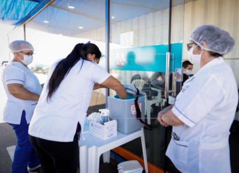 El Covid-19 se cobró 15 vidas este sábado y se reportaron 3.082 contagios en el país