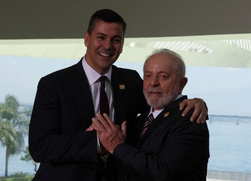 VIDEO | Santiago Peña llega a Brasil para su primera cumbre del Mercosur