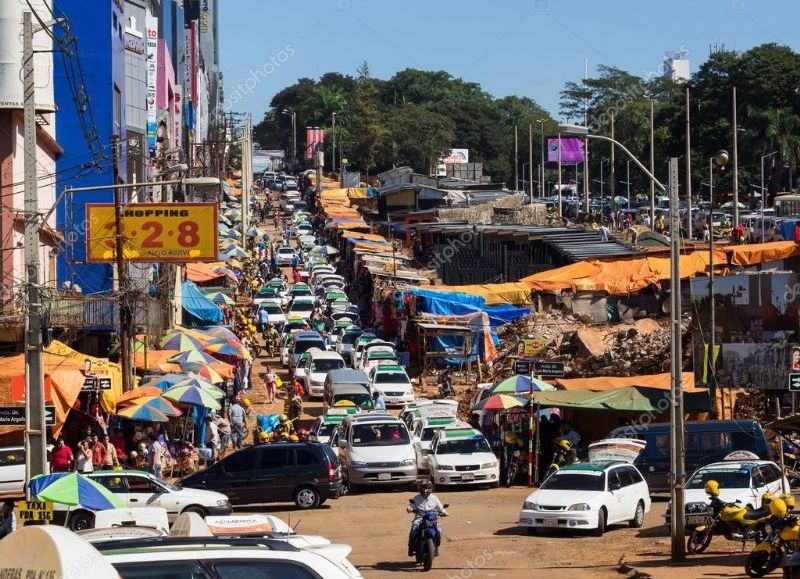Proponen un aumento provisorio del impuesto al tabaco para subsidiar a los trabajadores fronterizos