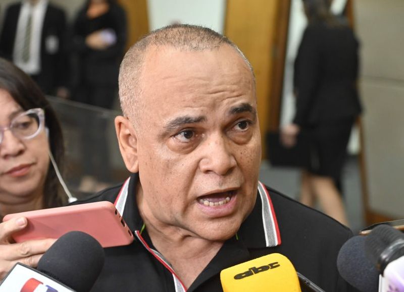 "Bachi" asume la derrota, defiende a los Zacarías y pide revancha mientras la disidencia quiere "mandárlos a Tanzania"