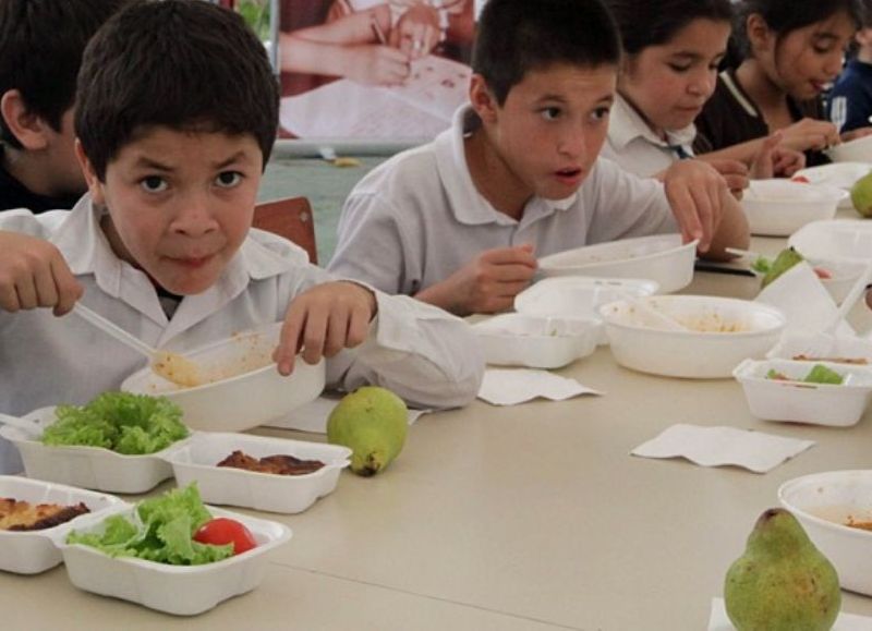 Aprueban introducir alimentos libres de gluten y lactosa en el almuerzo y la merienda escolar