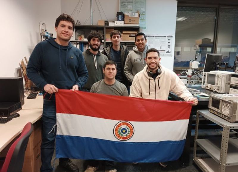 Becarios de Becal se destacan en España con investigación en campo electromagnético