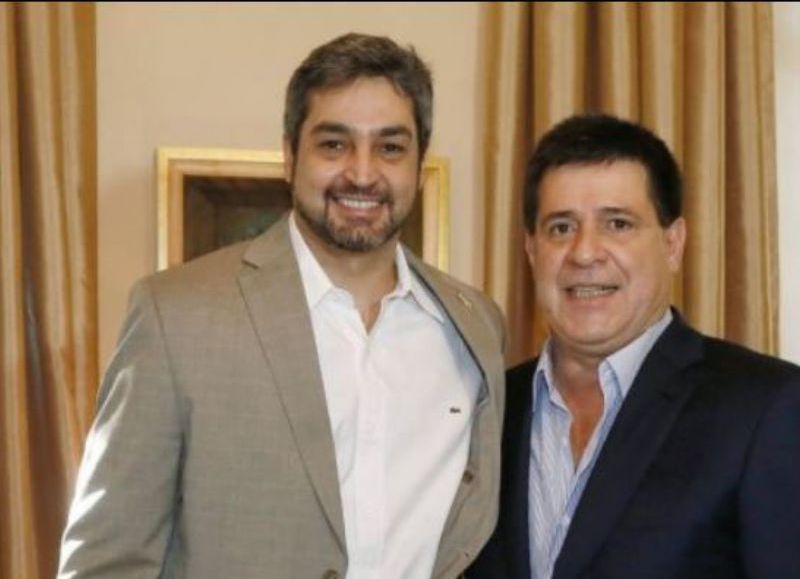 Creen que una cumbre Cartes-Abdo podría ponerle fin a la crisis en el Partido Colorado