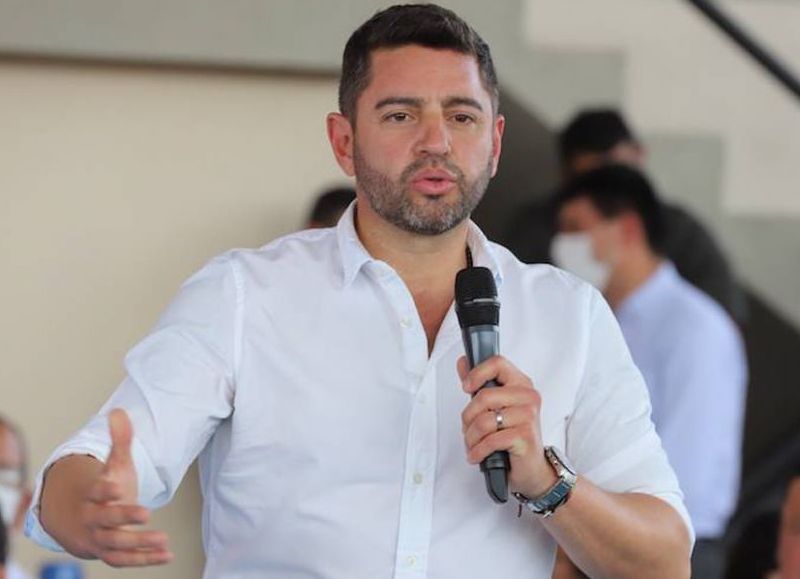 Cartes proclama Pedro Alliana en la plenaria de Honor Colorado: "Serás el próximo presidente"