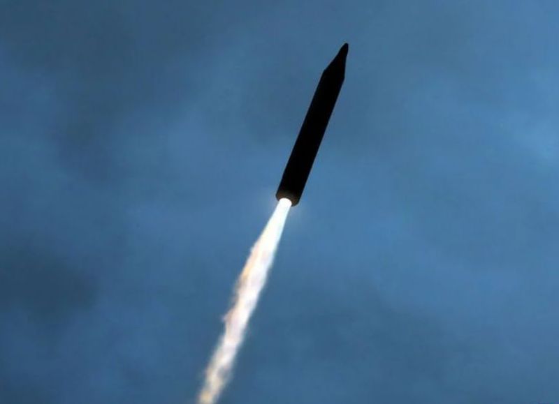 Corea del Norte lanzó dos misiles balísticos de corto alcance al mar de Japón