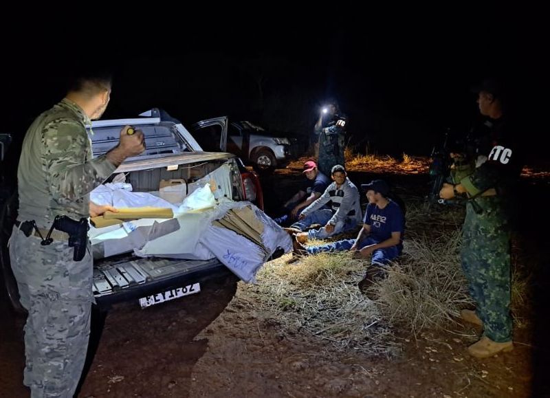 Senad intercepta a tres traficantes con más de 200 kilos de marihuana en Amambay