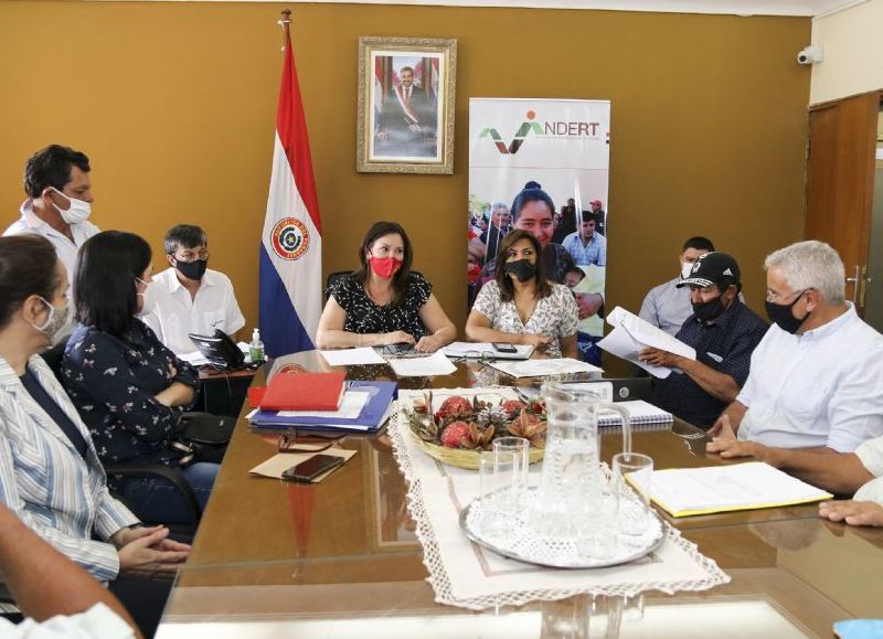 Desde INDERT fortalecieron los trabajos coordinados para favorecer a familias rurales del país