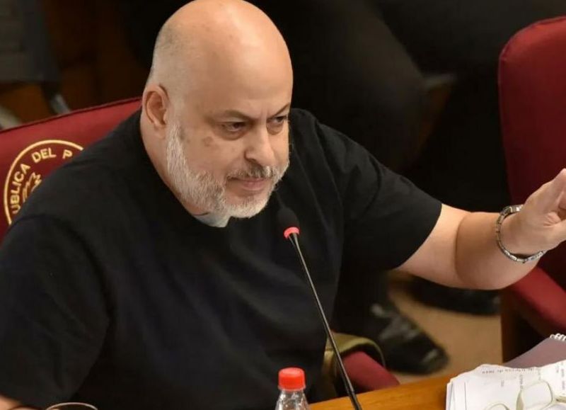 Payo Cubas arremetió contra Peña y lo calificó como títere de Cartes